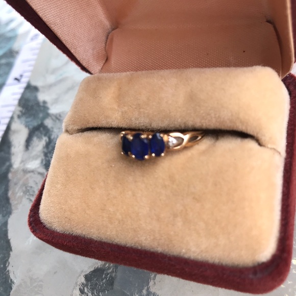 3 Sapphire & 2 Diamond 10k Yellow Gold Ring - Picture 6 of 13